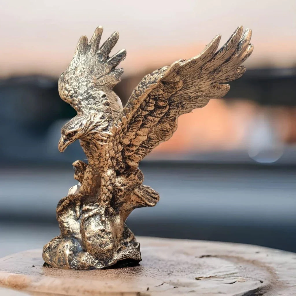 Escultura Águia Real